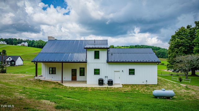 1627 Powder Branch Road, Johnson City, TN 37601