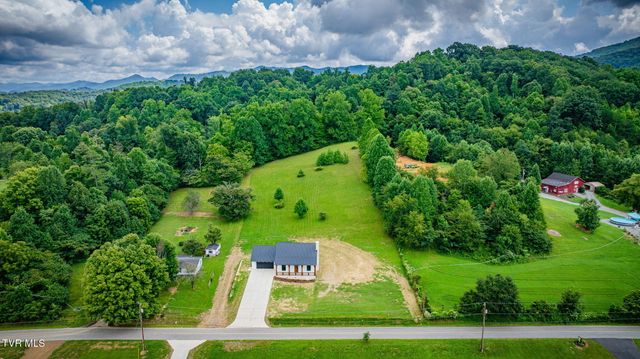 1627 Powder Branch Road, Johnson City, TN 37601