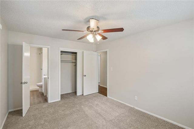 614 NW Fair Lane, Lee's Summit, MO 64063