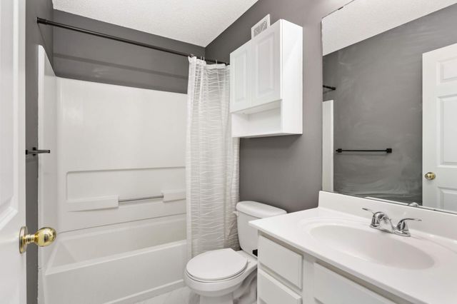 16872 90th Court N, Maple Grove, MN 55311