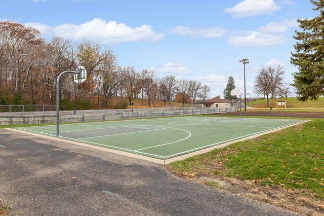 16872 90th Court N, Maple Grove, MN 55311