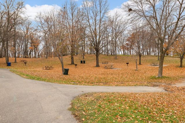 16872 90th Court N, Maple Grove, MN 55311