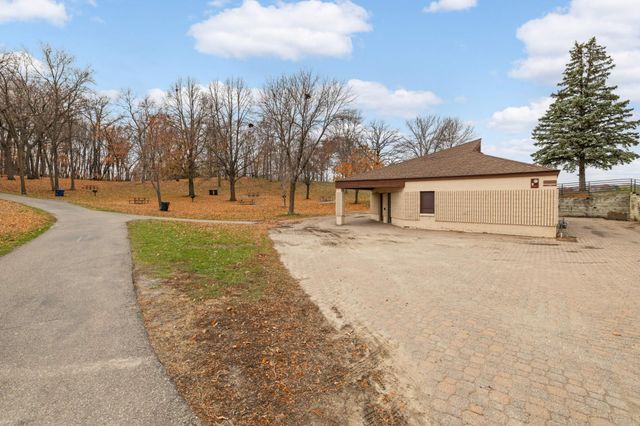 16872 90th Court N, Maple Grove, MN 55311