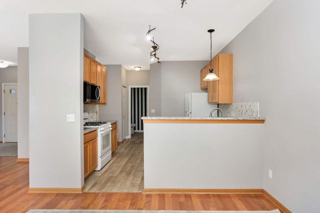 16872 90th Court N, Maple Grove, MN 55311