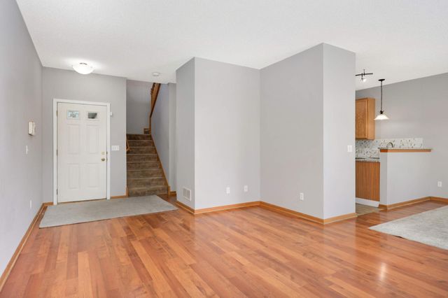 16872 90th Court N, Maple Grove, MN 55311