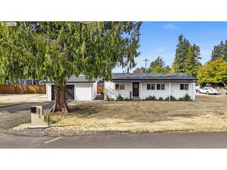 20923 Ne FILBERT St, Aurora, OR 97002