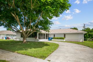 831 Edwards Street NE, Palm Bay, FL 32905