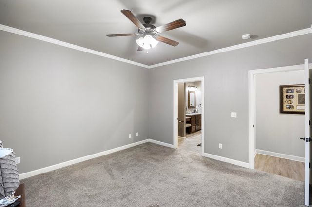 213 W Cobblestone Court, Russellville, AR 72801