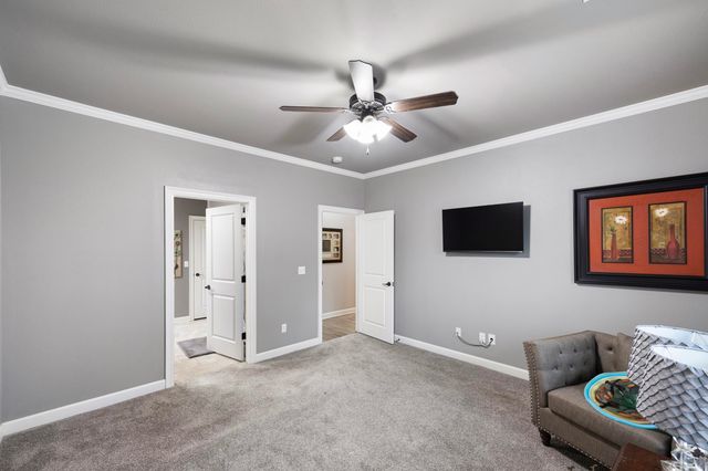 213 W Cobblestone Court, Russellville, AR 72801