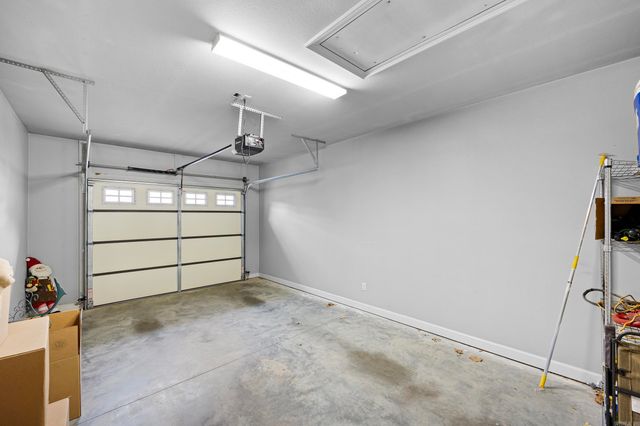 213 W Cobblestone Court, Russellville, AR 72801