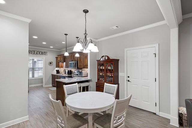 213 W Cobblestone Court, Russellville, AR 72801