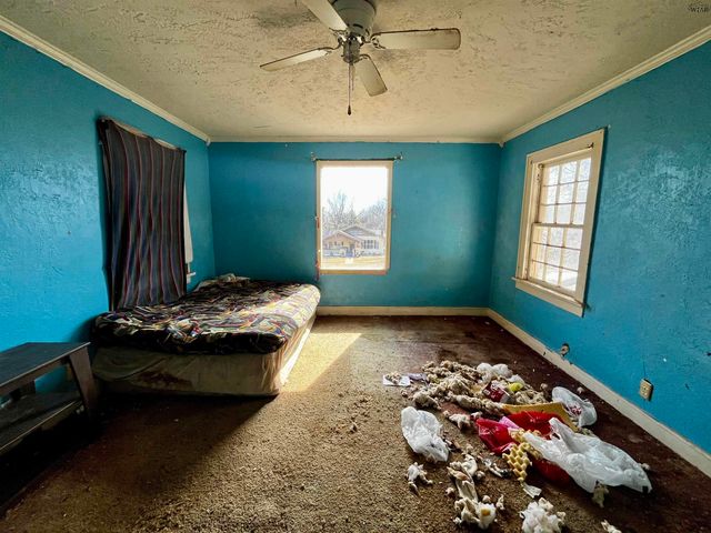 1826 COLLINS AVENUE, Wichita Falls, TX 76301