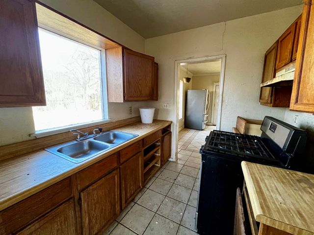 1826 COLLINS AVENUE, Wichita Falls, TX 76301