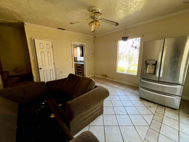 1826 COLLINS AVENUE, Wichita Falls, TX 76301