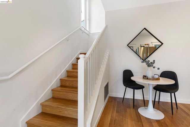 4811 Webster St, Oakland, CA 94609