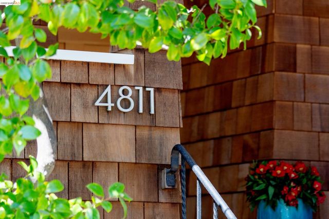 4811 Webster St, Oakland, CA 94609