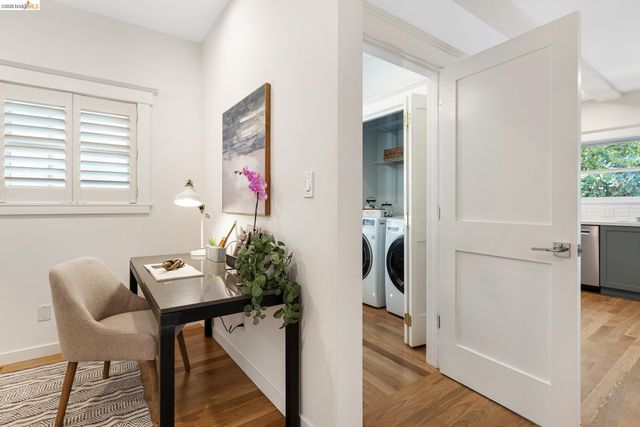 4811 Webster St, Oakland, CA 94609