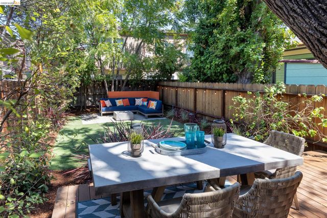 4811 Webster St, Oakland, CA 94609