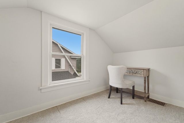 213 N East Street, Crown Point, IN 46307