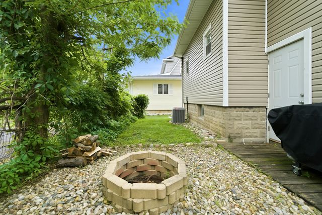 213 N East Street, Crown Point, IN 46307
