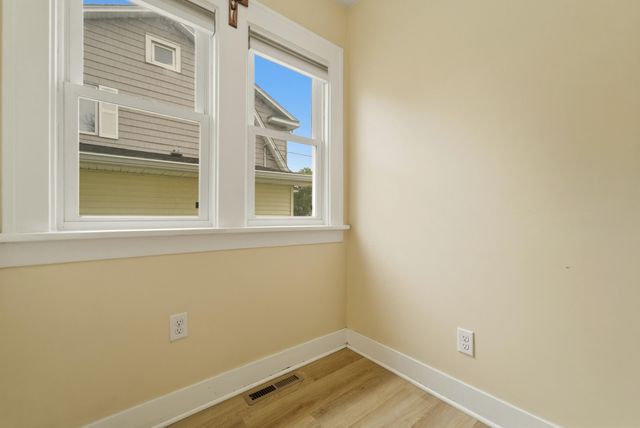 213 N East Street, Crown Point, IN 46307
