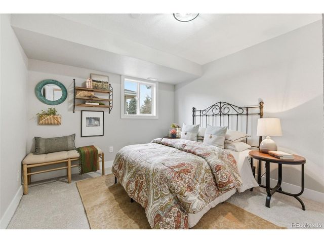 3111 S Holly Pl, Denver, CO 80222