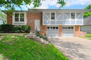 16307 Spring Valley Road, Belton, MO 64012