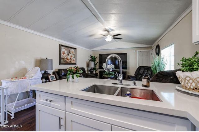 12727 W Glendale Avenue 106, Glendale, AZ 85307