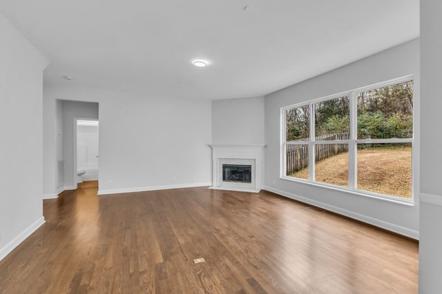 721 Cowan Dr, Nolensville, TN 37135