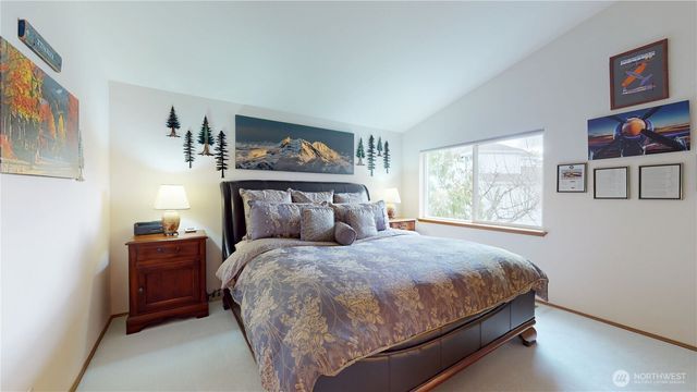 1704 Field Place NE, Renton, WA 98059