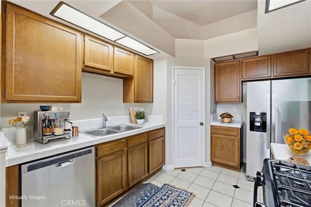 4900 N Grand 130, Covina, CA 91724