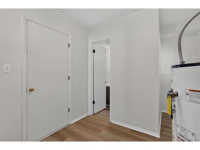 9 Birdsill Pl, Longmont, CO 80501