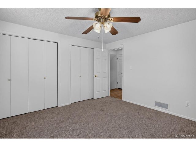 9 Birdsill Pl, Longmont, CO 80501