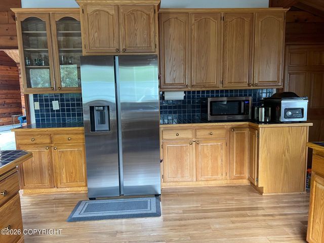 7655 E Woodview Way, Palmer, AK 99645
