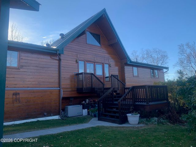 7655 E Woodview Way, Palmer, AK 99645
