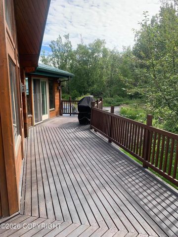 7655 E Woodview Way, Palmer, AK 99645