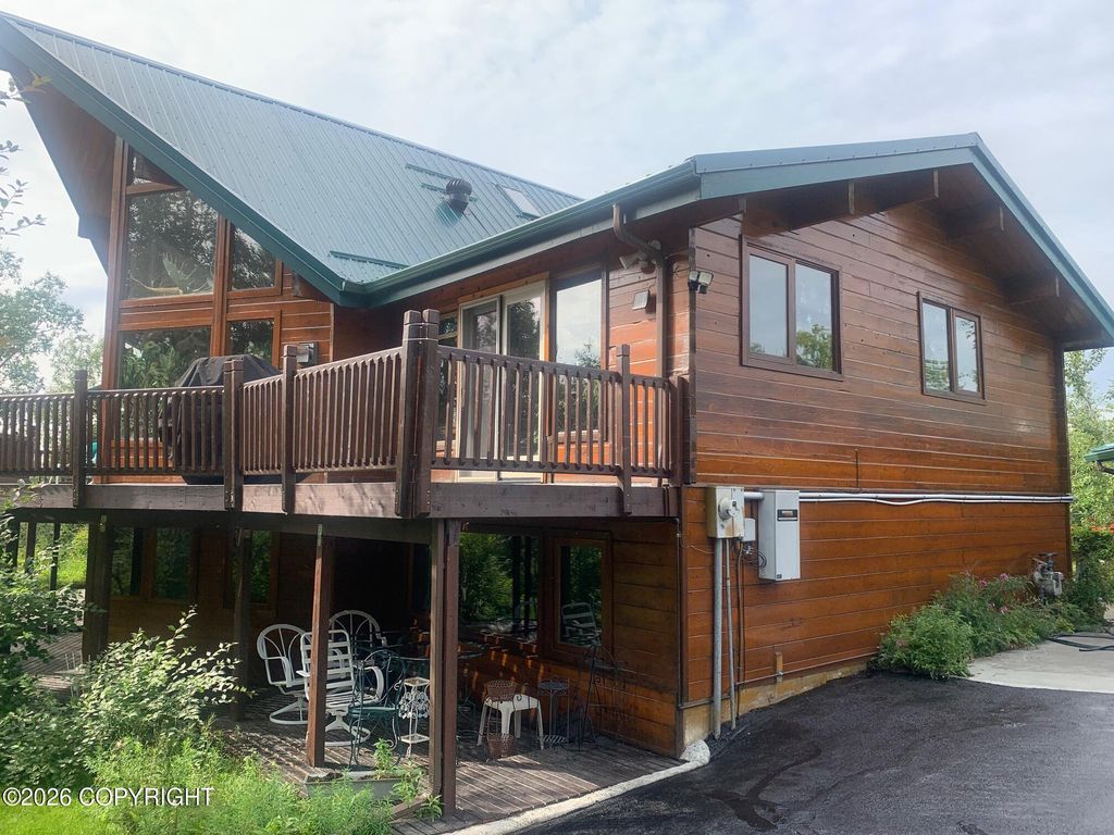 7655 E Woodview Way, Palmer, AK 99645