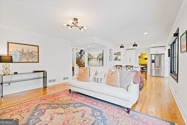 264 Devonwood Dr Drive, Sandy Springs, GA 30328