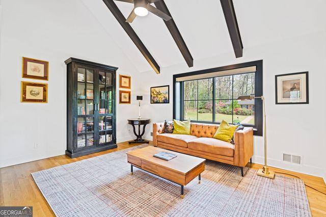 264 Devonwood Dr Drive, Sandy Springs, GA 30328