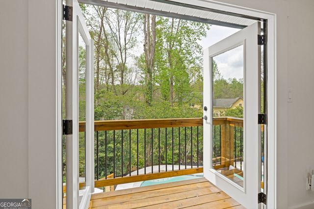 264 Devonwood Dr Drive, Sandy Springs, GA 30328