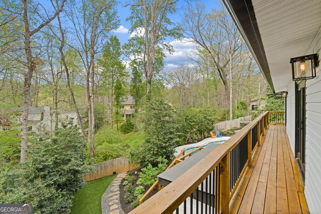 264 Devonwood Dr Drive, Sandy Springs, GA 30328