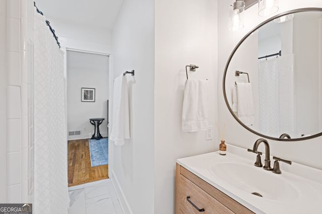 264 Devonwood Dr Drive, Sandy Springs, GA 30328