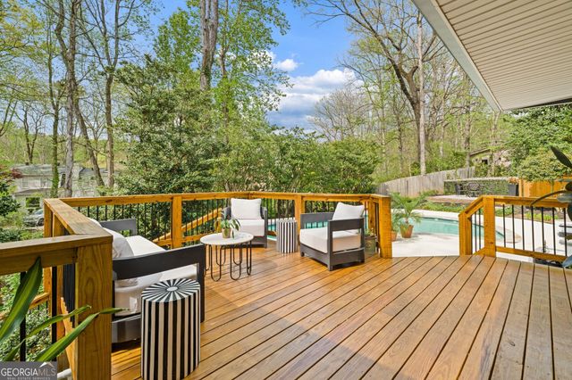 264 Devonwood Dr Drive, Sandy Springs, GA 30328