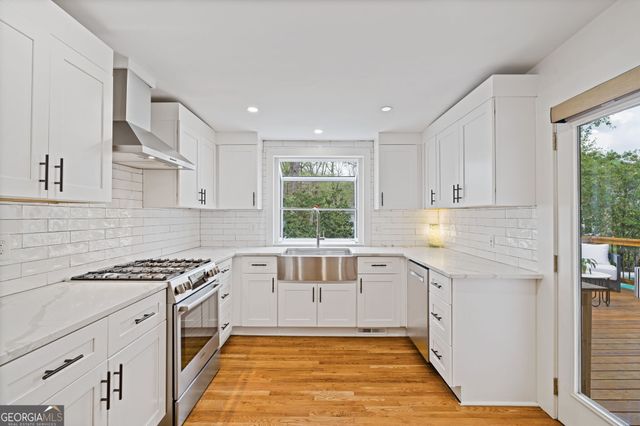 264 Devonwood Dr Drive, Sandy Springs, GA 30328