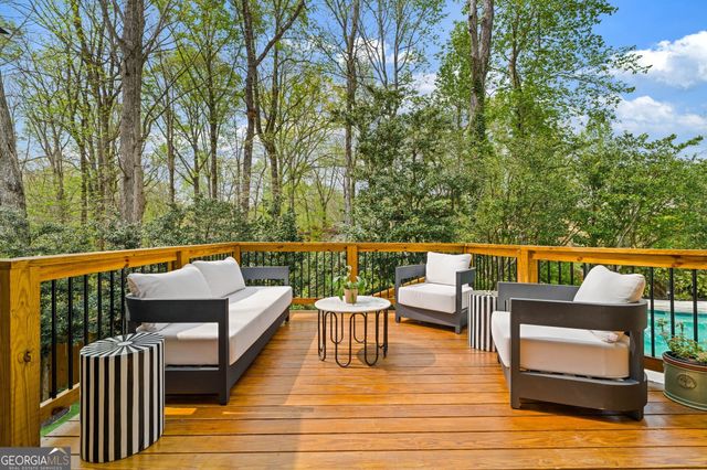 264 Devonwood Dr Drive, Sandy Springs, GA 30328