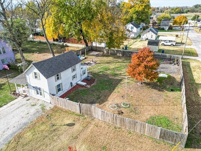 207 bowen Street, Linwood, KS 66052