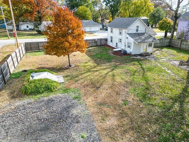 207 bowen Street, Linwood, KS 66052