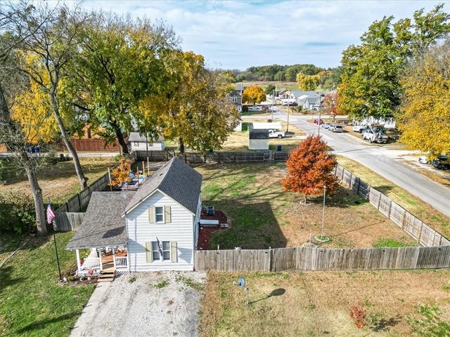 207 bowen Street, Linwood, KS 66052