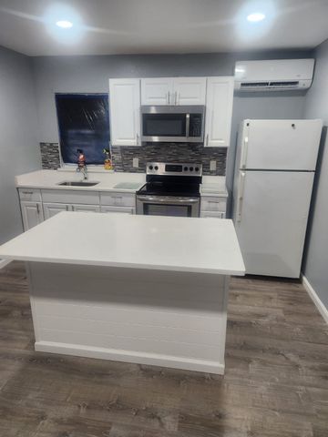 104 Concord St 1, Lowell, MA 01852