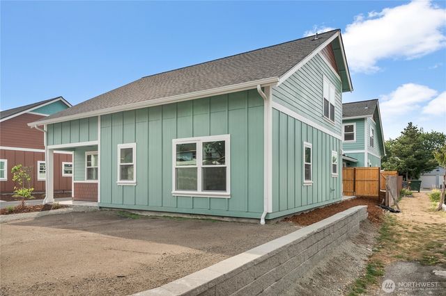 15118 88th Avenue Ct SW, Lakewood, WA 98498